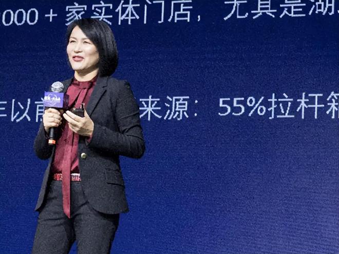 月入13亿！浙江夫妻辞职创业靠一个书包拿捏了中国家长的钱包(图17)