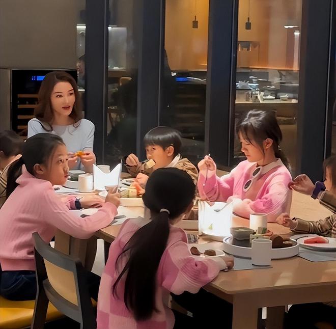 河南39岁女子连生6娃每个娃配一个保姆家教丈夫身份却不一般(图19)