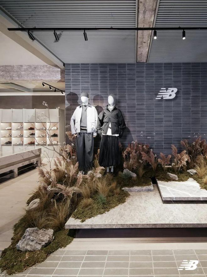 New Balance开全球首家NB Grey R、宠物品牌paaaata首个线下快闪店、HM将重回上海淮海路…品牌周报(图7)