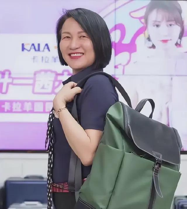 回顾：月入13亿！浙江夫妻辞职创业靠一个书包拿捏家长的钱包(图11)