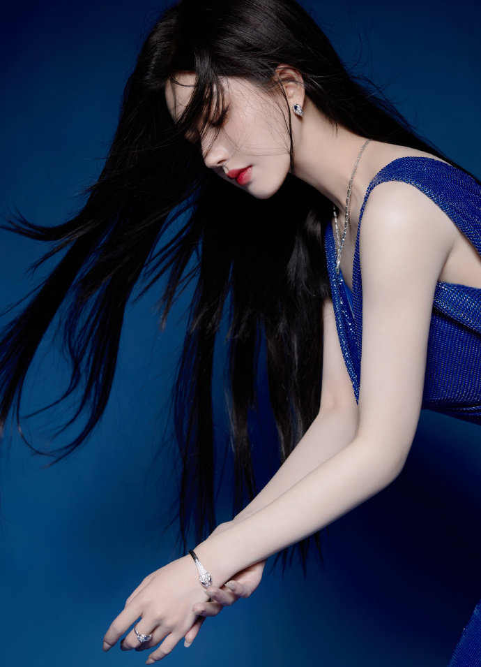 一女大战七个黑人到喷浆一V(图1)
