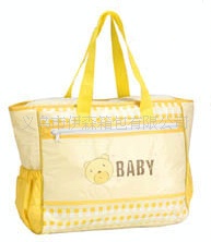 千问将推出 AI 眼镜、指环等加入科技巨头 AI 硬件激战(图1)